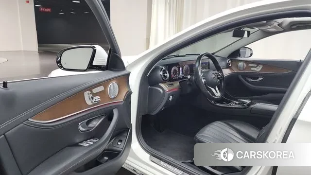 Mercedes-Benz E-Class W213 id 3023772 из Кореи 20