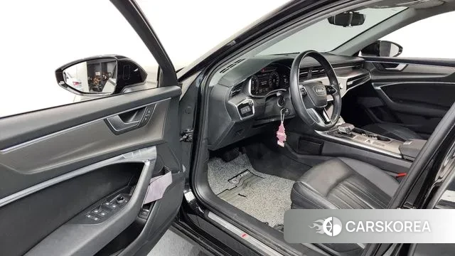 Audi A6 (C8) id 3692197 из Кореи 20