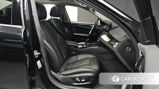 BMW 5 Series (G30) id 3894150 из Кореи 20