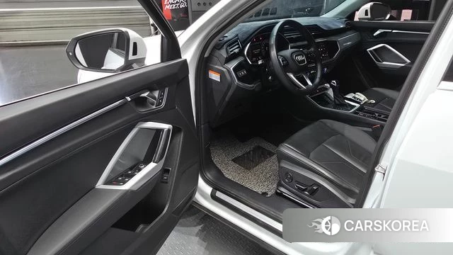 Audi Q3 (F3) id 4292725 из Кореи 32