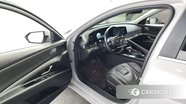 Hyundai Avante Hybrid (CN7) id 3044038 из Кореи 20