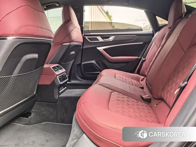 Audi A7L id 4277377 из Китая 18