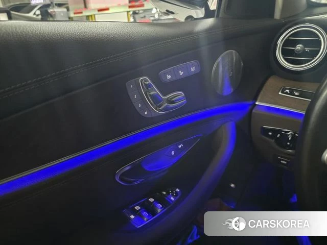 Mercedes-Benz E-Class W213 id 4543353 из Кореи 10
