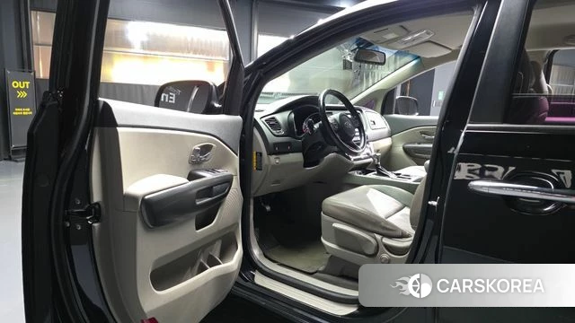 Kia The New Carnival id 4693547 из Кореи 33