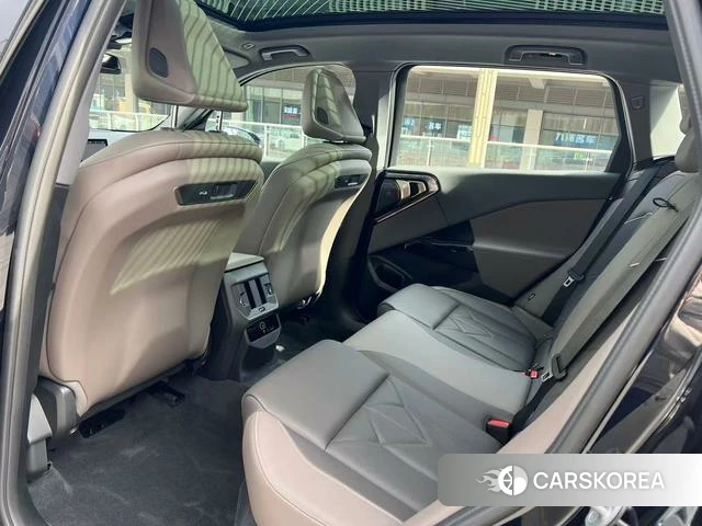 BMW X3 id 3920472 из Китая 19