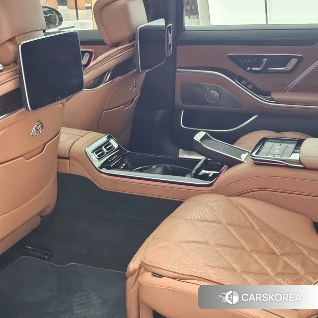 Mercedes-Benz Maybach S-class id 4276880 из Китая 17