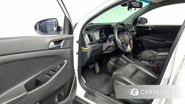 Hyundai All New Tucson id 4882112 из Кореи 30