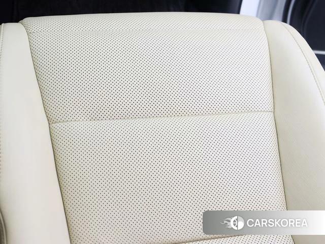 Toyota Elfa id 4299816 из Китая 33