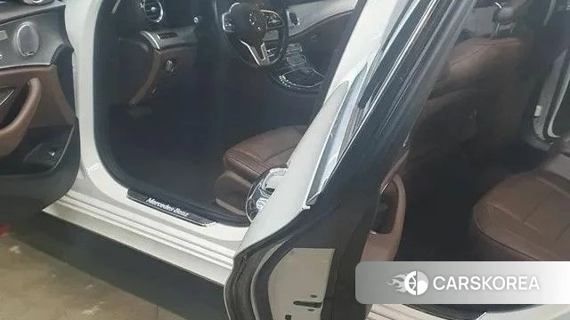 Mercedes-Benz E-Class W213 id 3872984 из Кореи 10