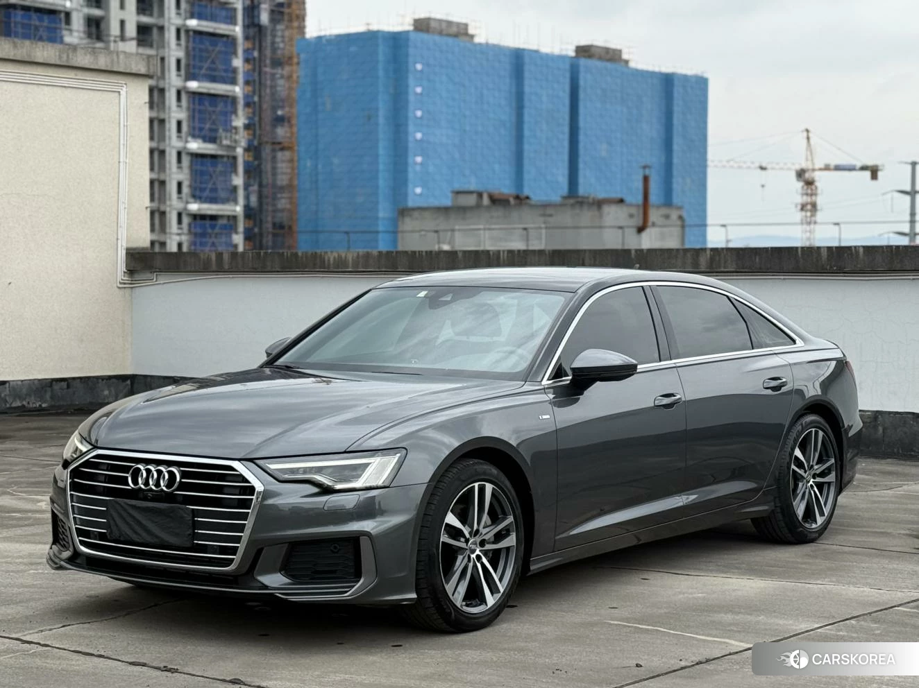 Audi A6L id 4510845 из Китая 13