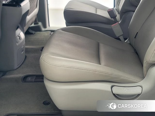 Kia The New Carnival id 4742247 из Кореи 20
