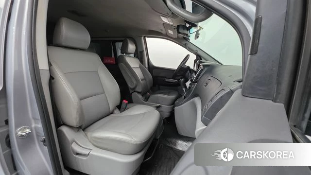 Hyundai The New Grand Starex id 4596352 из Кореи 20