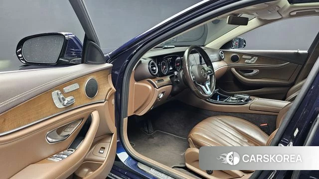 Mercedes-Benz E-Class W213 id 4496510 из Кореи 20