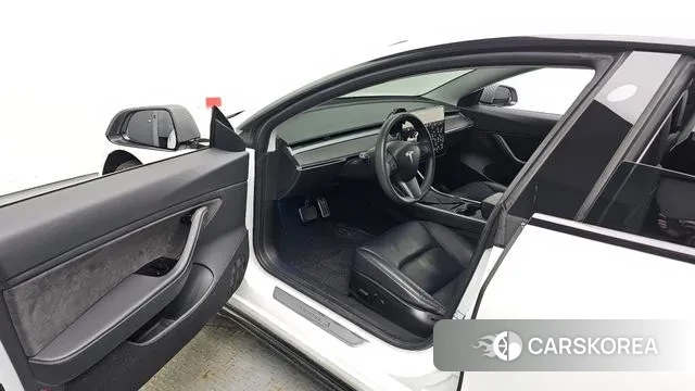 Tesla Model 3 id 3028758 из Кореи 20