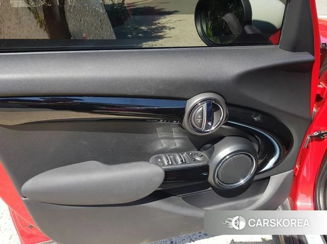 Mini Cooper id 3920998 из Кореи 16