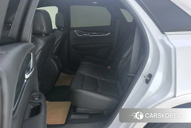 Cadillac XT5 id 3856932 из Китая 17