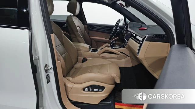 Porsche Cayenne (PO536) id 4620371 из Кореи 33