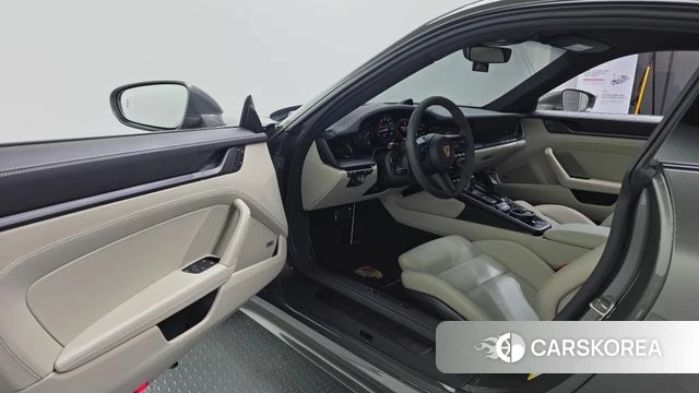 Porsche 911(992) id 4779321 из Кореи 20