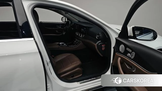 Mercedes-Benz E-Class W213 id 4882341 из Кореи 37