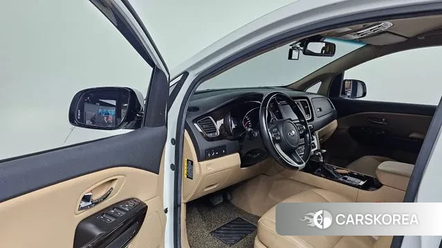 Kia The New Carnival id 3368962 из Кореи 20