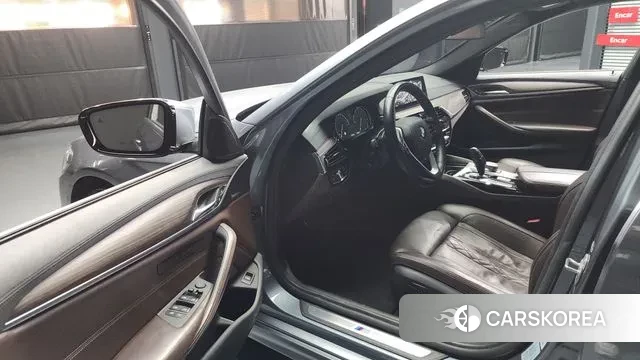 BMW 5 Series (G30) id 3636774 из Кореи 20