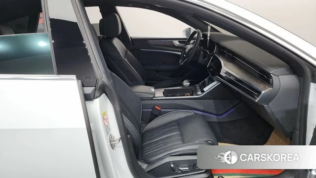 Audi A7 (4K) id 4187639 из Кореи 33