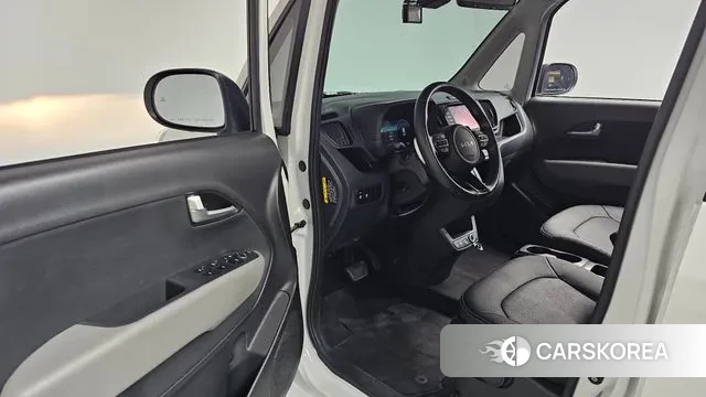 Kia The New Kia Ray EV id 3696363 из Кореи 20