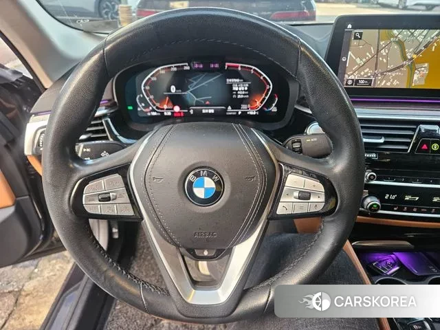 BMW 5 Series (G30) id 3338838 из Кореи 20