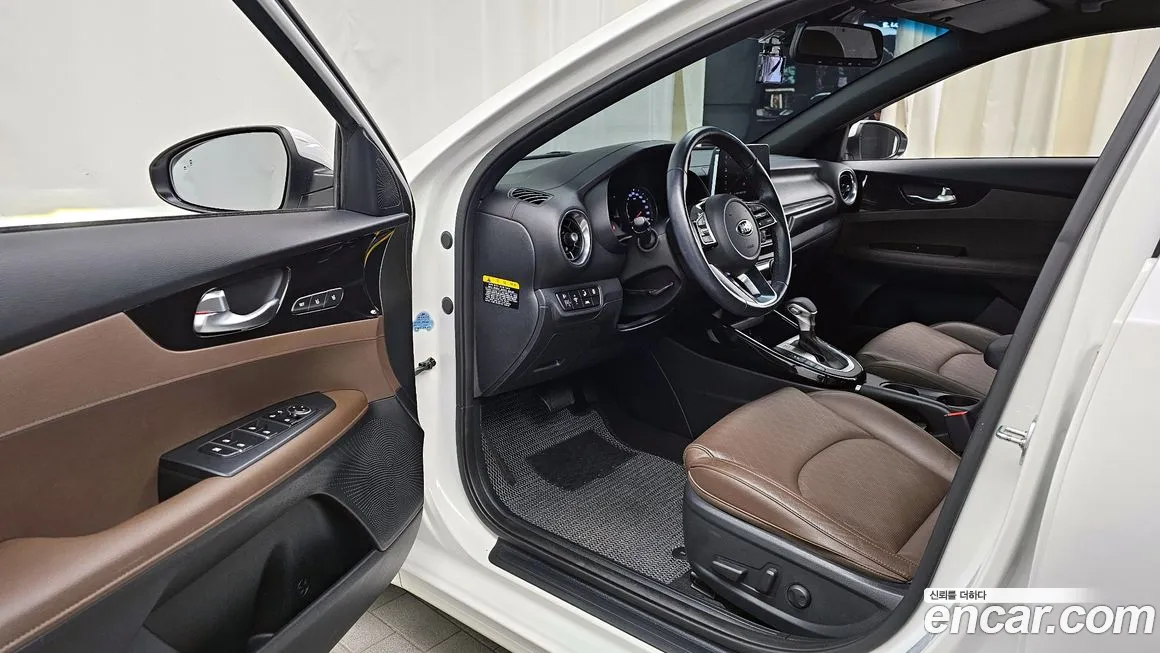 Kia Come New K3 id 2161363 из Кореи 20