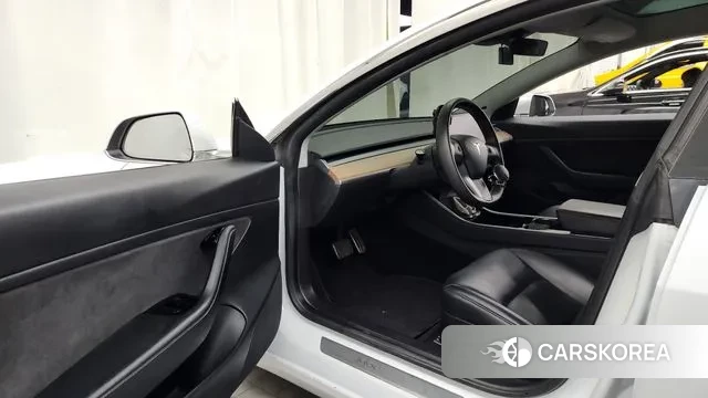 Tesla Model 3 id 3439011 из Кореи 20
