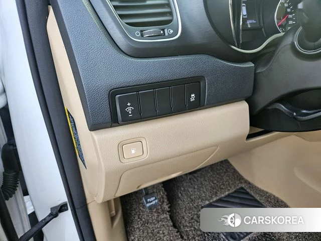 Kia The New Carnival id 3899768 из Кореи 18