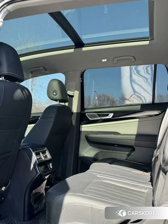 Volkswagen Tourang id 4255989 из Китая 11