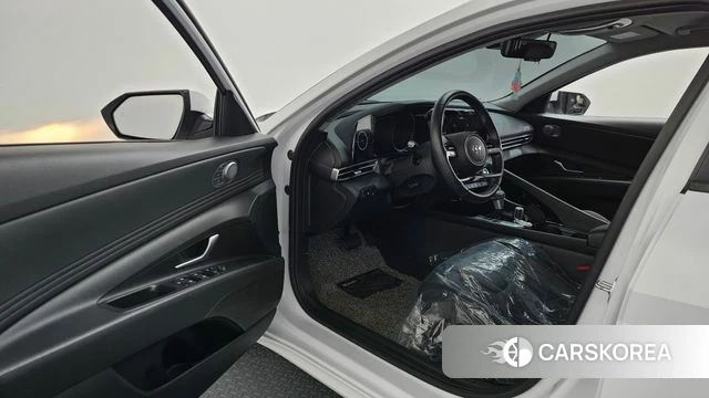 Hyundai Avante (CN7) id 4231160 из Кореи 37