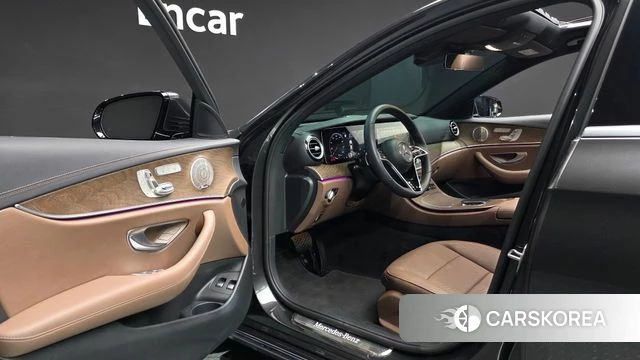 Mercedes-Benz E-Class W213 id 4293847 из Кореи 31