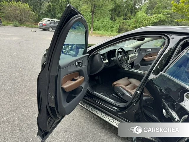 Volvo XC60 id 4254683 из Китая 28