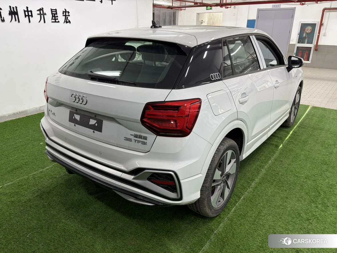 Audi Q2L id 4510763 из Китая 16