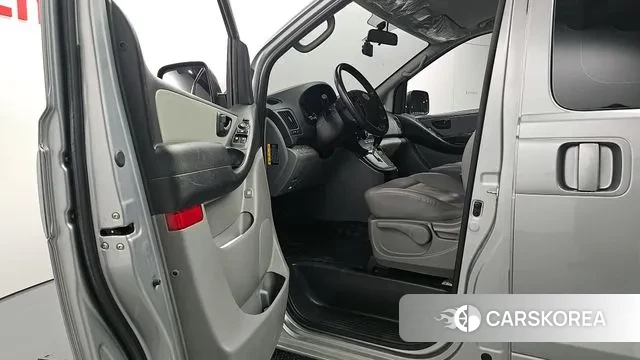 Hyundai The New Grand Starex id 2961682 из Кореи 20