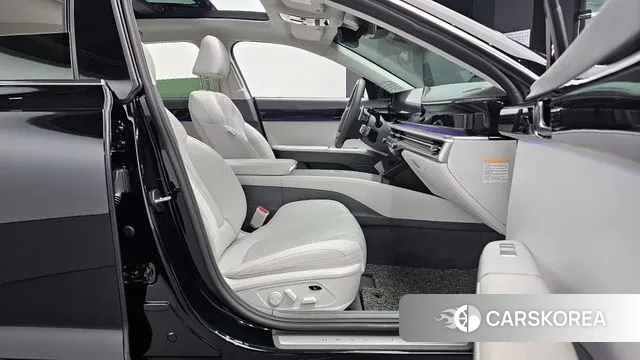 Hyundai Grandeur Hybrid (GN7) id 3533965 из Кореи 20