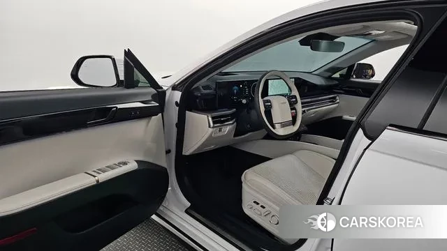 Hyundai Grandeur Hybrid (GN7) id 2905256 из Кореи 20