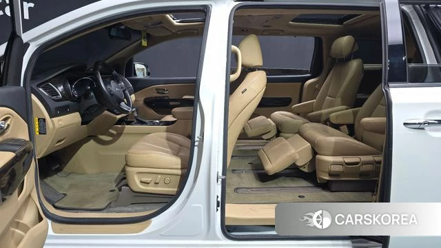 Kia The New Carnival id 4483318 из Кореи 20