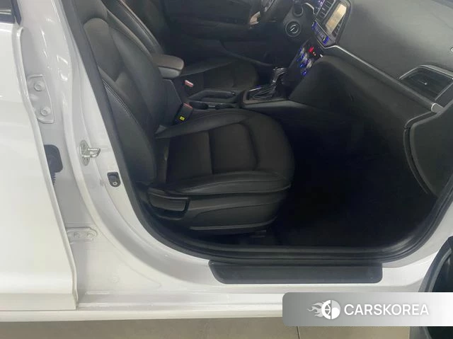 Hyundai The New Avante AD id 3917133 из Кореи 16