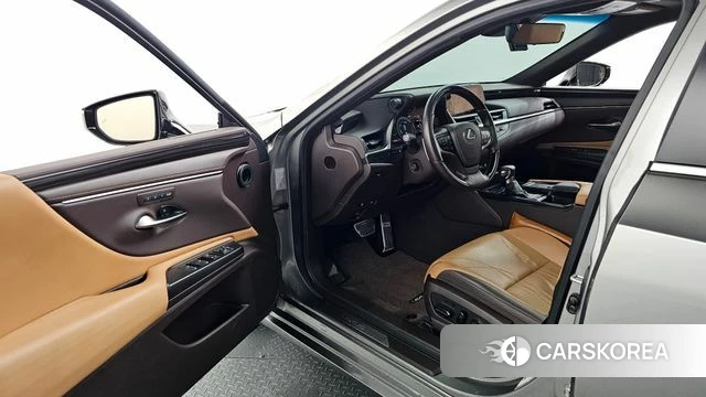 Lexus ES300h 7th generation id 4551656 из Кореи 35