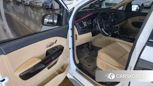 Kia The New Carnival id 3042322 из Кореи 20