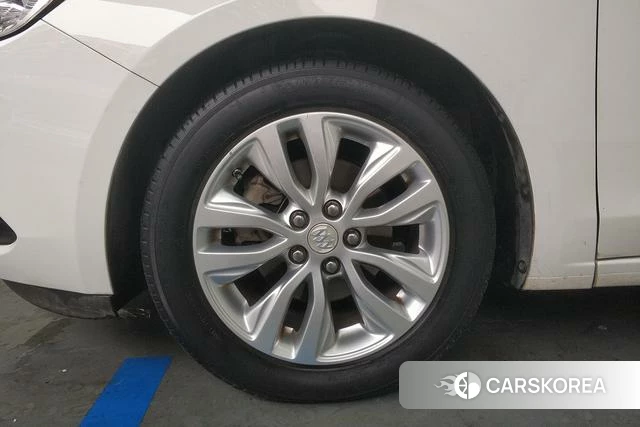 Buick Yinglang id 4213520 из Китая 17