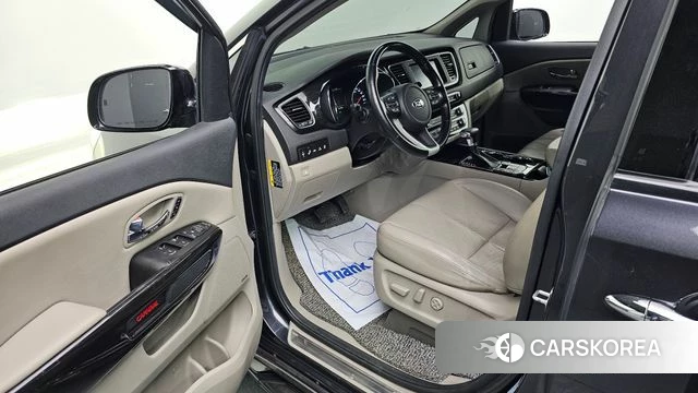 Kia The New Carnival id 4304617 из Кореи 20