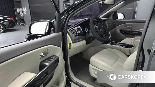 Kia All New Carnival id 4882734 из Кореи 35