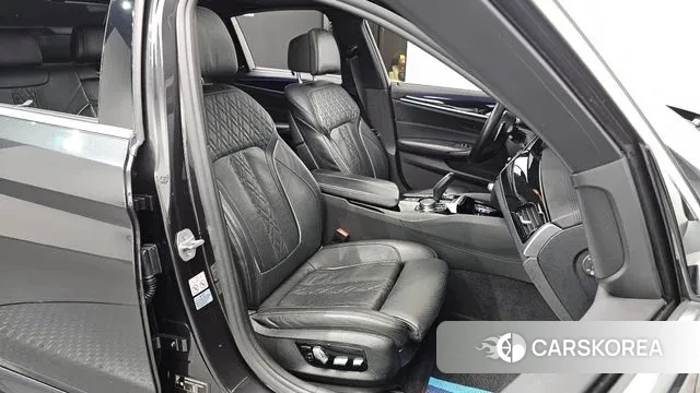 BMW 5 Series (G30) id 3455130 из Кореи 20