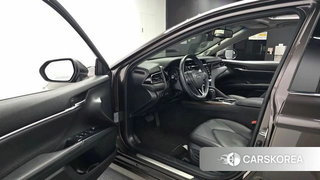 Toyota Camry (XV70) id 4765168 из Кореи 32