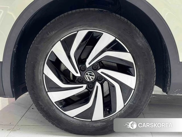 Volkswagen Tiguan L id 4277509 из Китая 18