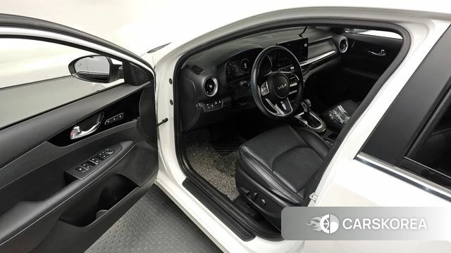 Kia The New K3 2nd generation id 4224262 из Кореи 20